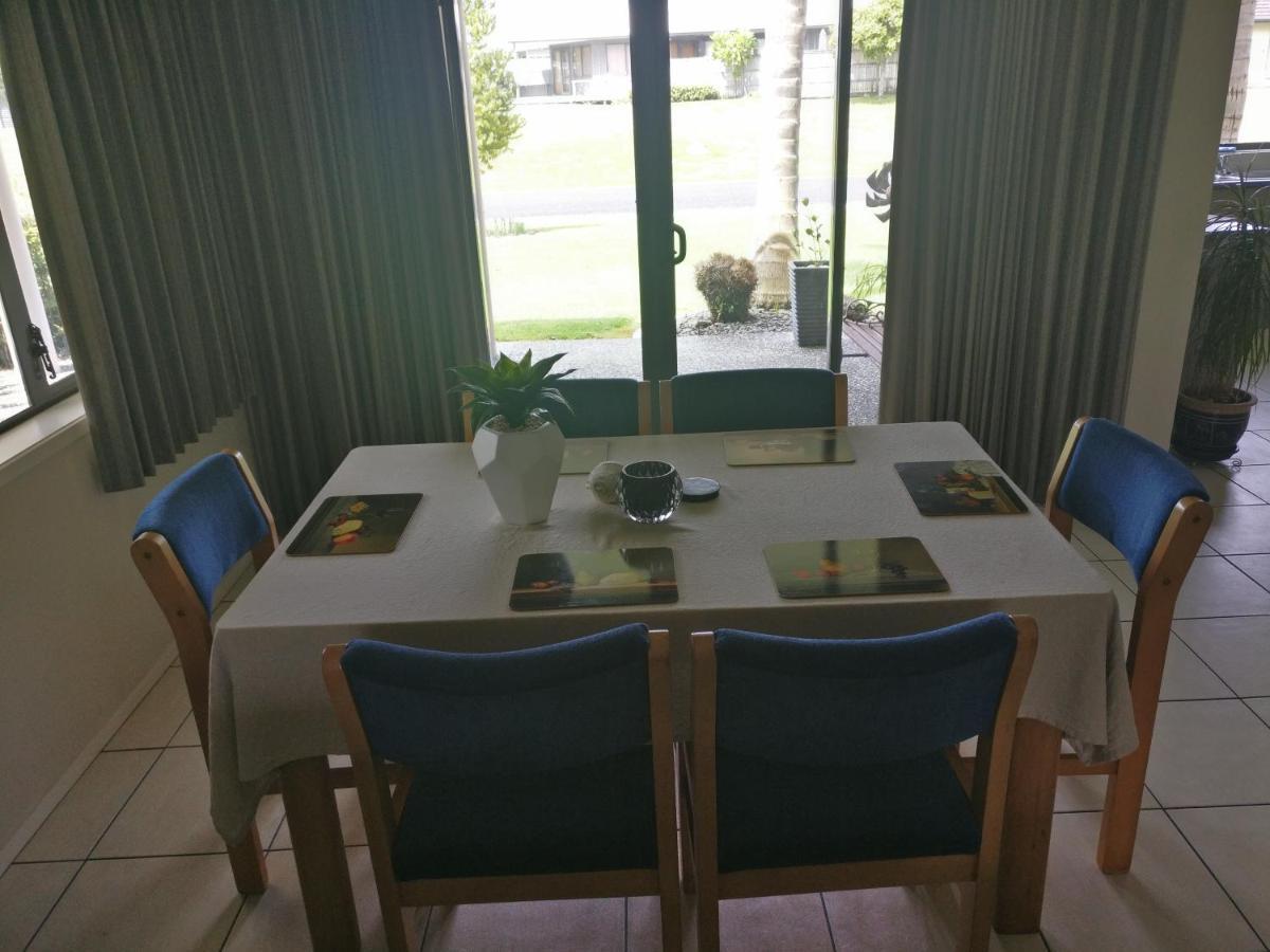 Addsbury House Apartamento Whangamata Exterior foto