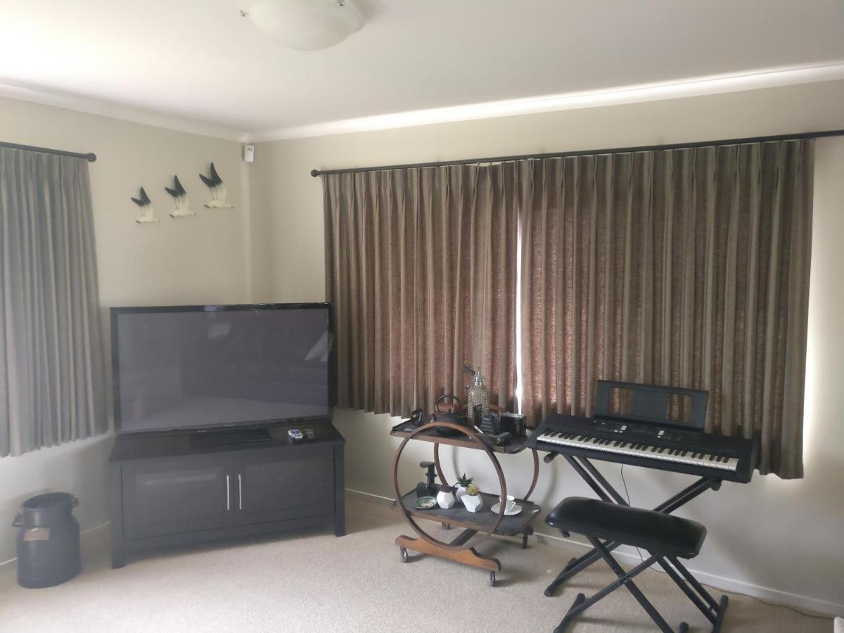 Addsbury House Apartamento Whangamata Exterior foto