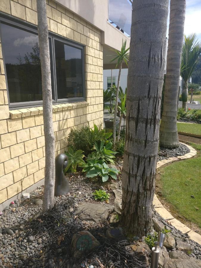 Addsbury House Apartamento Whangamata Exterior foto